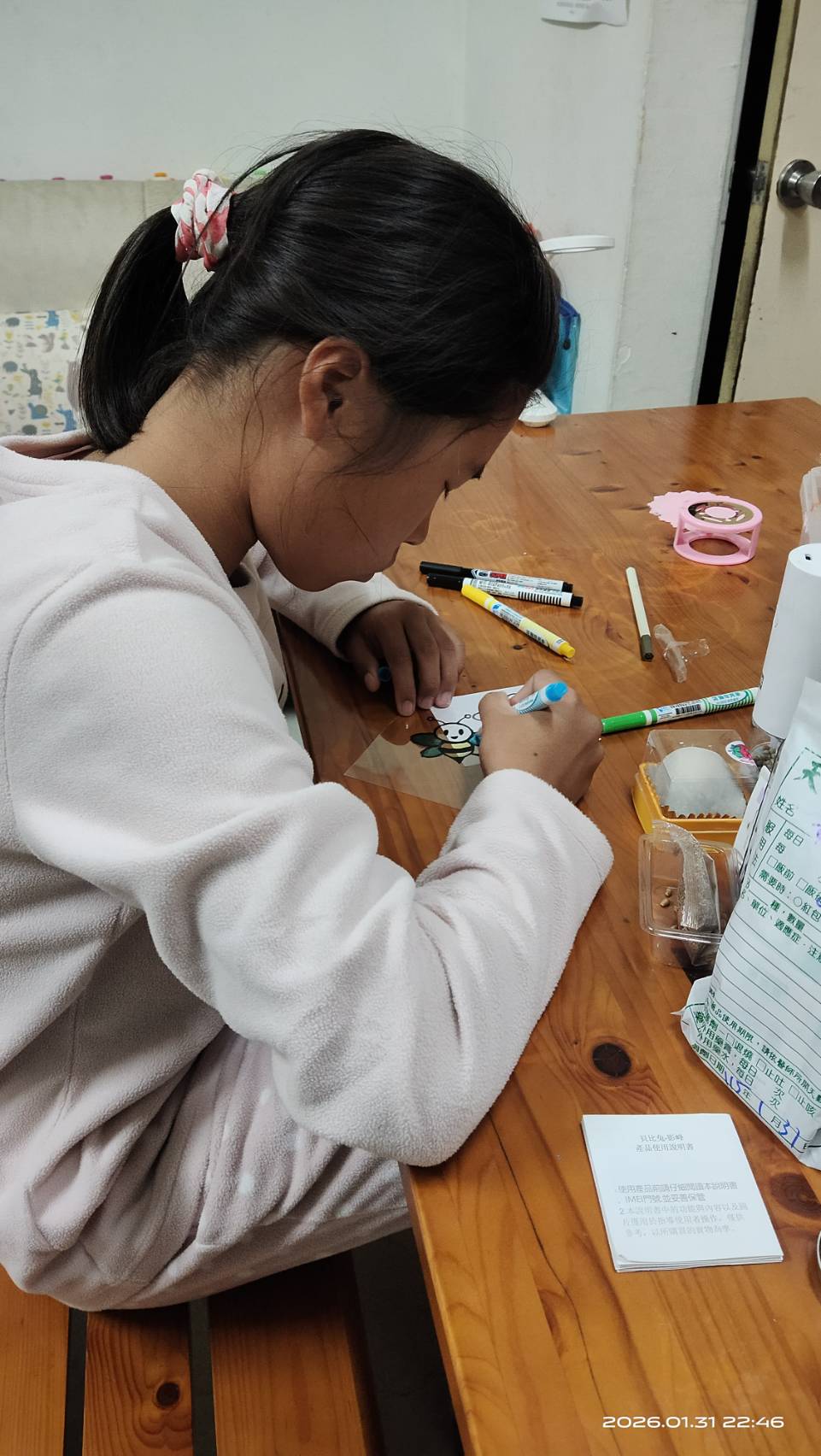 學員手作熱縮片上色